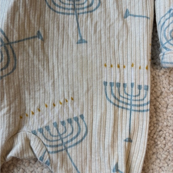 Posh Peanut Chanukah Pajama 2 way zipper footie size 0-3m - Picture 12 of 13